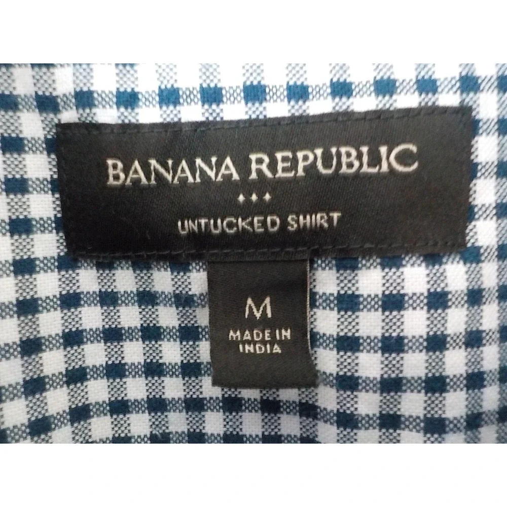 Banana Republic Untucked Blue Plaid Shirt Men Size Medium Button Up Long Sleeve
